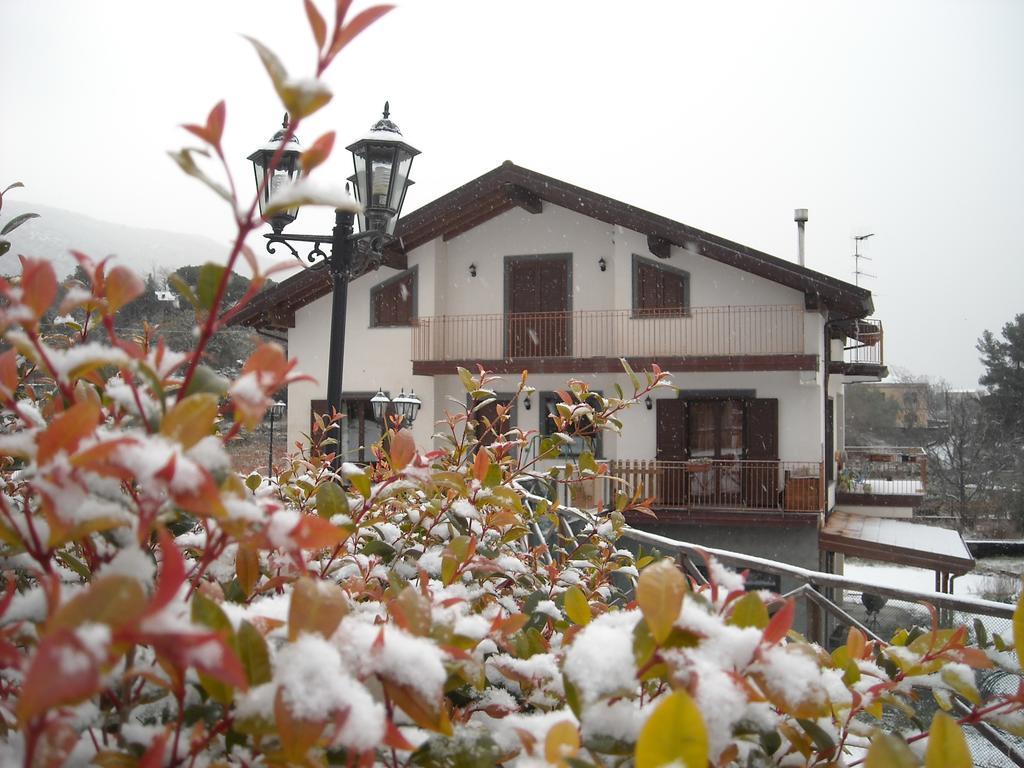 Aurora Dell'Etna Bed & Breakfast Zafferana Etnea Oda fotoğraf