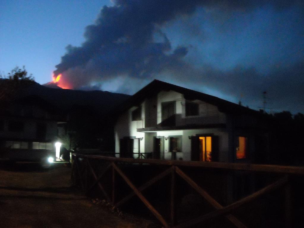 Aurora Dell'Etna Bed & Breakfast Zafferana Etnea Dış mekan fotoğraf