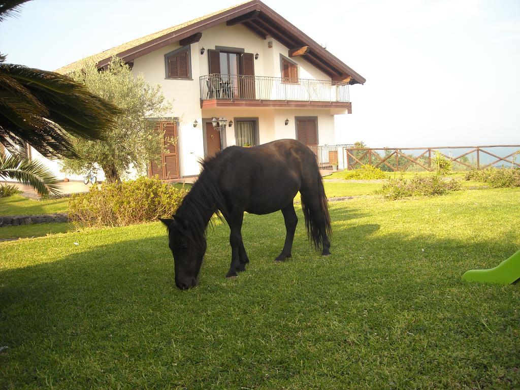 Aurora Dell'Etna Bed & Breakfast Zafferana Etnea Dış mekan fotoğraf